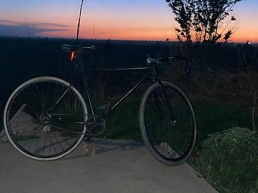 Городские велосипеды: Фикс-байк/трековый велосипед - Рама: стальная, классическая геометрия — 3