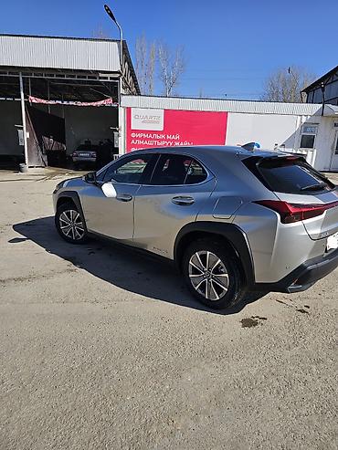 Lexus: Lexus UX: 2022 г., 2.5 л, Вариатор, Электромобиль, Хэтчбэк — 5