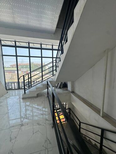 Офисы: 2, 3 этаж и подвал, Сдается коммерческое помещение. 2 (110 кв), 3 at lalafo.kg — 12 Офисы: 2, 3 этаж и подвал, Сдается коммерческое помещение. 2 (110 кв), 3 — 12