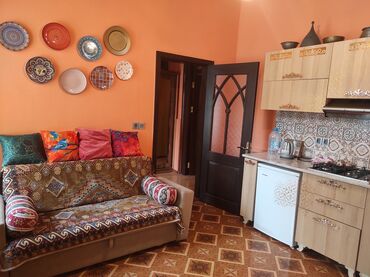 Günlük kirayə mənzillər: 1 otaqlı, Səbail r. r-nu — 9