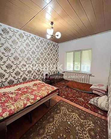 Продажа коттеджей и домов: 🏠Продается дом в с. Сокулук 🟡Комнаты: 5 🟡Участок: 6 соток (Фактически — 8