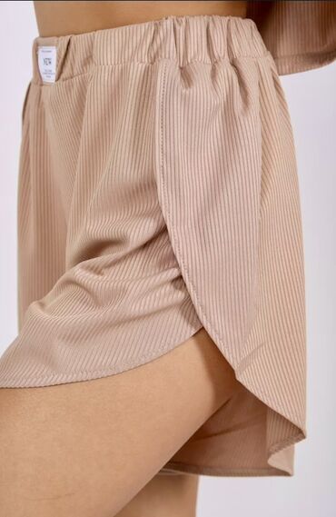 купальник с переплетами: Костюм с шортами, Футболка, Made in KG, Вискоза, M (EU 38)