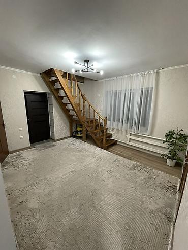Продажа коттеджей и домов: СРОЧНО ‼️ Район Ак-Ордо 2-этажный уй сатам 6 соток Площадь 200кв,м — 5