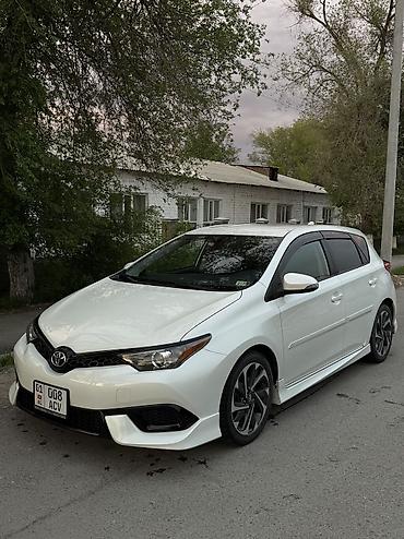 таота сюрф: Toyota Corolla: 2016 г., 1.8 л, Автомат, Бензин — 3
