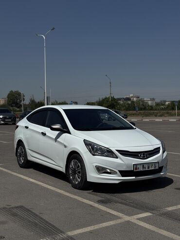Hyundai: Hyundai Solaris: 2015 г., 1.6 л, Автомат, Бензин, Седан
