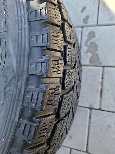 Шины: Шины 265 / 65 / R 17, Зима, Б/у, Комплект, Внедорожные (АТ/МТ), Maxxis — 1