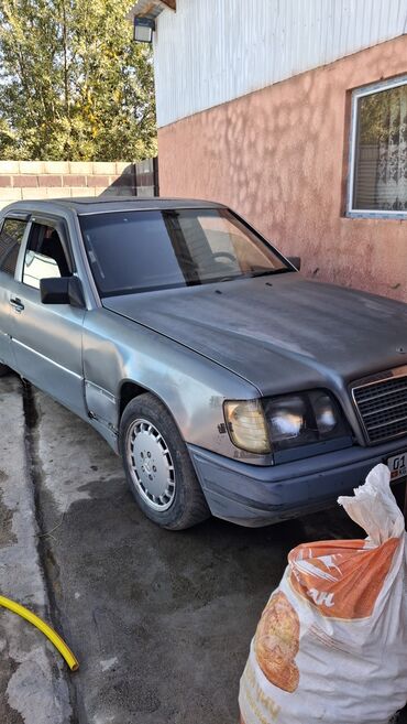 купить машину тойота приус: Mercedes-Benz 220: 1990 г., 2.3 л, Механика, Бензин, Седан