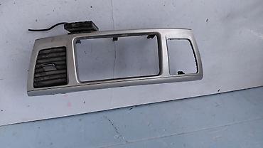 voxy noah: Сenter console Toyota 2000 г., Б/у, Оригинал, Япония — 1