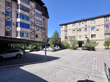 Продажа квартир: 3 комнаты, 75 м², Индивидуалка, 3 этаж, Евроремонт