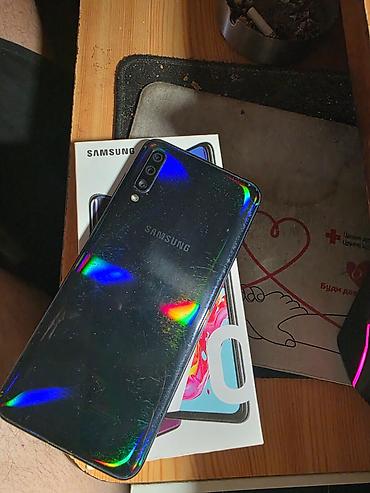 Samsung: Samsung Galaxy A70 6GB/128GB Simfree Model : Samsung Galaxy A70 Dual — 5