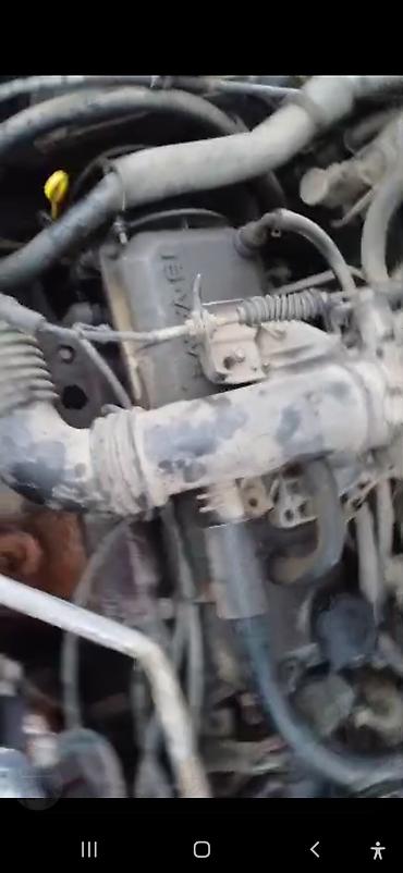 Другие детали кузова: ЗАДНЫЙ СТОП ЛЕВЫЙ Запчасти серебристый цвет кузова. В наличии по — 19