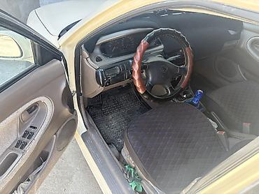 cron: Mazda Cronos: 1994 г., Механика, Бензин, Седан — 4