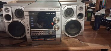IPod və MP3 pleyerlər: Samsung ev audio sistemi – güclü səs və çoxşaxəli media dəstəyi