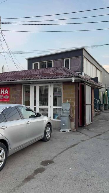 дом на ошском рынке: 🏢 Продаются 3 коммерческих помещения 📍 Адрес: ул. Суюмбаева / Фрунзе
