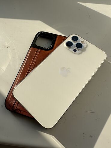 срочно продаётся: IPhone 12 Pro Max, Б/у, 256 ГБ, Белый, Защитное стекло, Чехол, 78 %