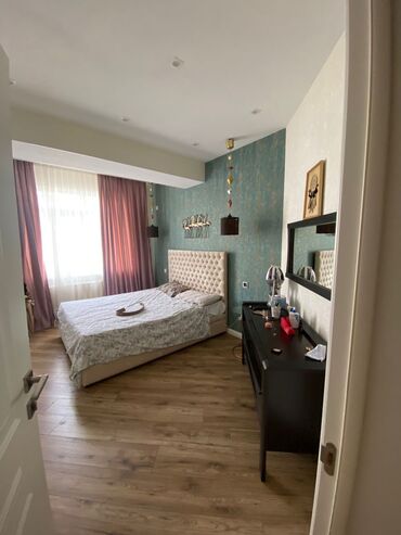сниму квартиру долгосрочная аренда: 3 бөлмө, Кыймылсыз мүлк агенттиги, Чогуу жашоосу жок, Толугу менен эмереги бар