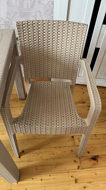 ucuz mebeler: Məhsul: 4 nəfərlik masa–stul dəsti Təsvir: - Rattan fakturalı, bej — 5