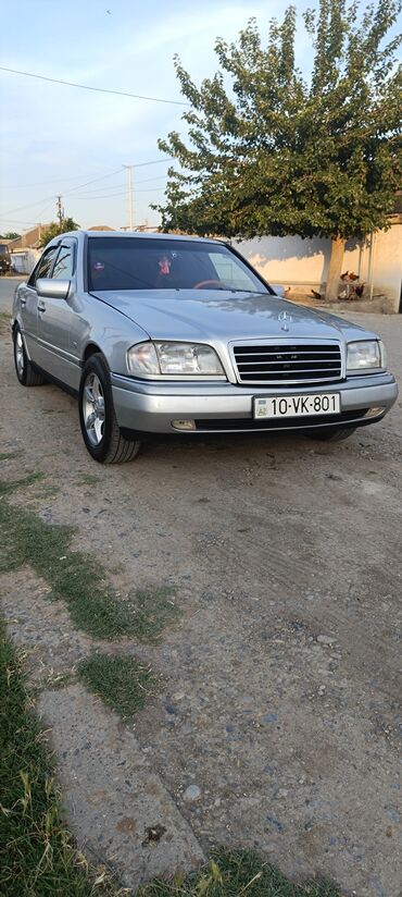 koreyada masin qiymetleri: Mercedes-Benz 200: 2 l | 1995 il Sedan