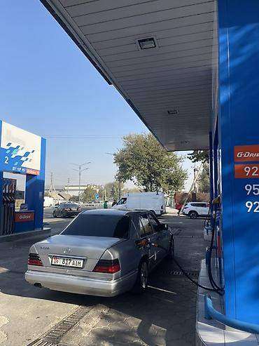 220 mers: Mercedes-Benz W124: 1994 г., Седан — 5