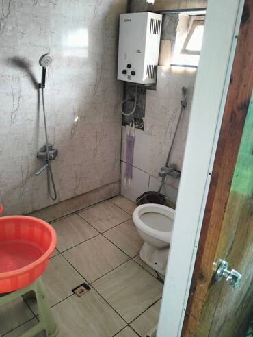 Həyət evləri və villaların satışı: 4 otaqlı, 157 kv. m, Orta təmir — 12