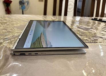 mini 6 ipad: HP EliteBook x360 G8 * Intel Core i7-1185G7 * 16 GB RAM14 * 256 GB SSD — 1