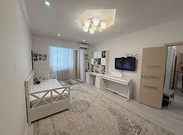 Продажа квартир: 2 комнаты, 52 м², 9 мкр 106 серия, 4 этаж, Косметический ремонт — 1