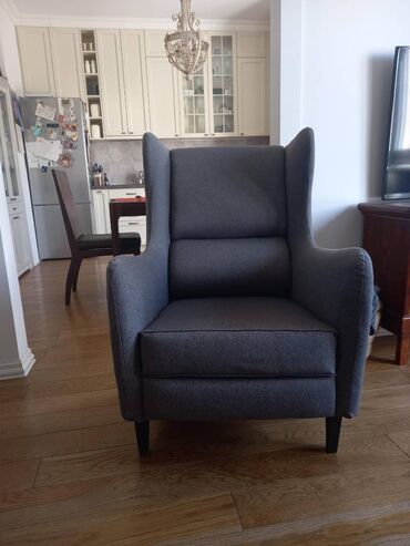 Fotelje: Fotelja je kao nova sve nenjano mebl sundjeri crsta stabilna.cena je na lalafo.rs — 5 Fotelje: Fotelja je kao nova sve nenjano mebl sundjeri crsta stabilna.cena je — 5