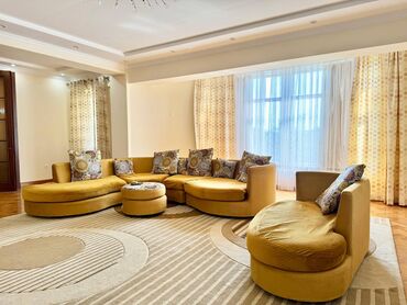 кв час ночь: 4 бөлмө, Кыймылсыз мүлк агенттиги