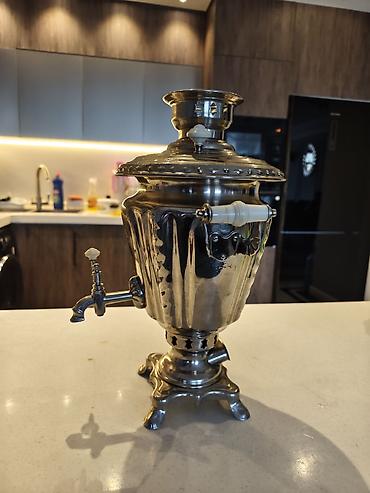 samovar 3 litr: Samavar satılır elektrik, zavod malı 1960 cı illərin istehsalı, həcmi — 2