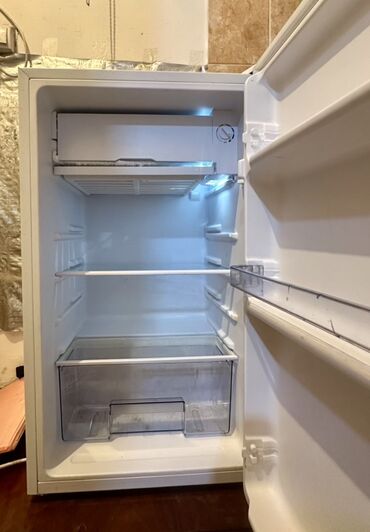 усилитель для сабвуфер: Холодильник Avest, Однокамерный