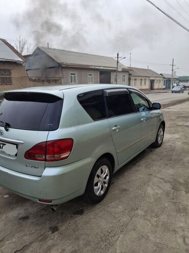 Toyota: Toyota Ipsum: 2002 г., 2.4 л, Автомат, Газ, Минивэн — 3