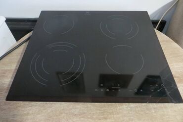 Šporeti i ugradne ploče: Electrolux model ehf6343fox, ugradna ringla dobijena iz vana, mislim — 2