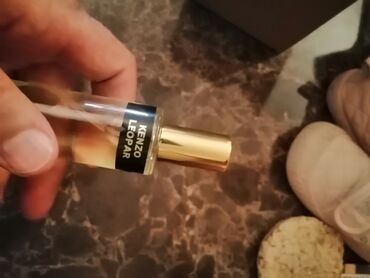 Ətriyyat: Məhsul: Kiçik ölçülü sprey ətirlər (şüşə fişkali flakonlar) Təsvir: - — 4