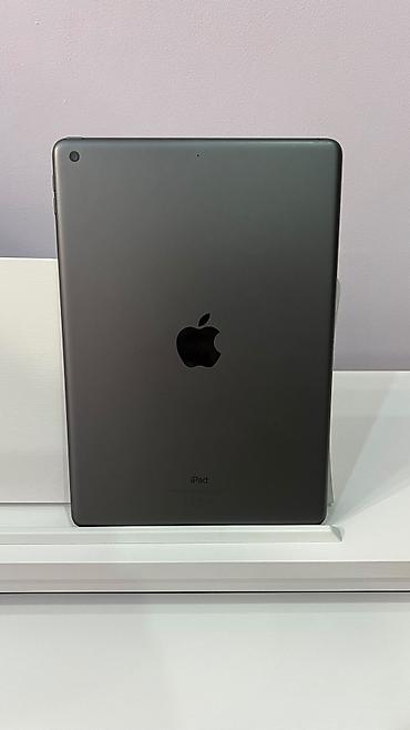 айпад 9 поколения: Планшет, Apple, память 64 ГБ, 10" - 11", Wi-Fi, Б/у, Классический цвет - Серый — 2