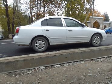 Hyundai: Hyundai Avante: 2002 г., 1.5 л, Механика, Бензин, Седан