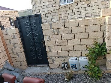 ev alqi satqisi kirayesi: 3 otaqlı həyət evi - Plan: qonaq otağı mətbəxlə birlikdə, 2 yataq — 8