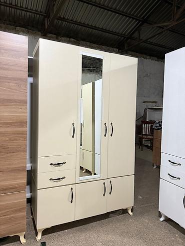 qapi taxta: Yeni, 3 qapılı, Güzgülü, Ağ, Açılan, Düz dolab — 5