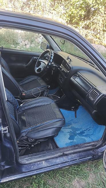 арзан матиз 1: Volkswagen Vento: 1993 г., 1.8 л, Кол менен иштөөчү, Бензин, Седан — 8
