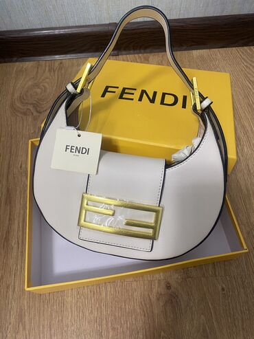 Çantalar: Əl çantası, Fendi, Yeni