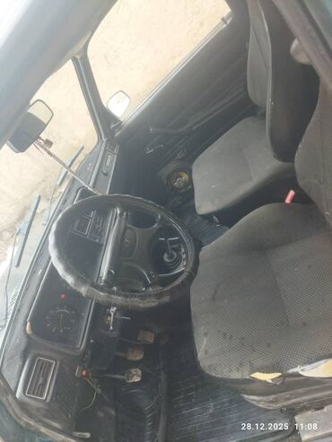 ВАЗ (ЛАДА): ВАЗ (ЛАДА) 2107: 2003 г., 1.6 л, Механика, Бензин, Седан — 10