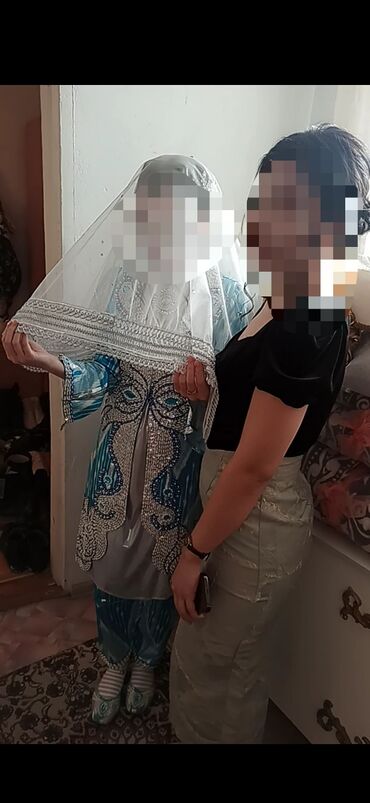 Платья: Национальный костюм на кеоин салом(допа+костюм+обувь+платок)