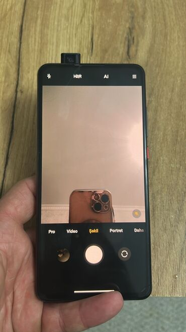 Digər mobil telefonlar: Pop-up ön kamerali smartfon - Tam ekran dizayn: ön kamera gövdədən -da lalafo.az — 1 Digər mobil telefonlar: Pop-up ön kamerali smartfon - Tam ekran dizayn: ön kamera gövdədən — 1