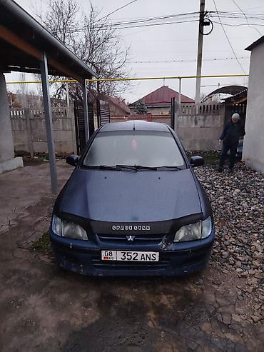 Mitsubishi: Mitsubishi Space Star: 2001 г., 1.6 л, Механика, Бензин, Хэтчбэк — 2