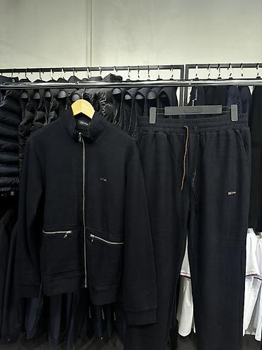 Футболки: Мужская футболка, Стандарт, Moncler, Новый, цвет - Белый, Бесплатная доставка — 10