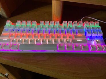 RGB Механическая клавиатура с 87 клавишами. 🟥 Приятно звучащие