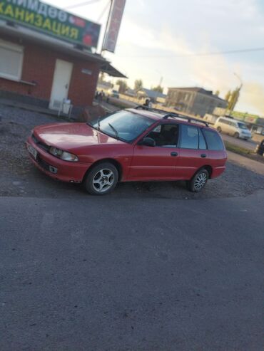 Mitsubishi: Mitsubishi Lancer: 1993 г., 1.6 л, Механика, Бензин, Универсал