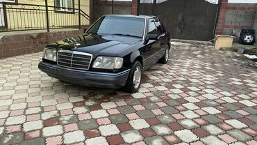 пикап авто: Mercedes-Benz W124: 1994 г., 3.2 л, Механика, Газ, Седан