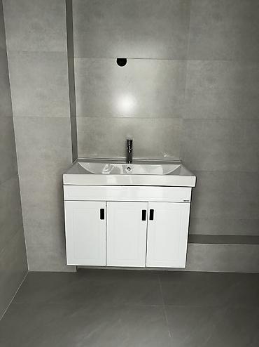 Аренда офисов: Аренда офисов, 65 м², В бизнес центре, С отдельным сан узлом, С системой безопасности, С юридическим адресом — 14