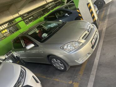 Toyota: Toyota Corolla: 2004 г., 1.6 л, Автомат, Хетчбек