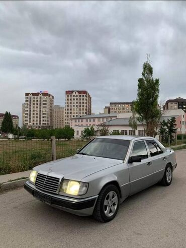 шампунь для мойки авто: Mercedes-Benz 230: 1991 г., 2.3 л, Механика, Бензин, Седан